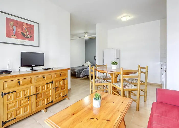 Mismar-12 By Interhome Roses